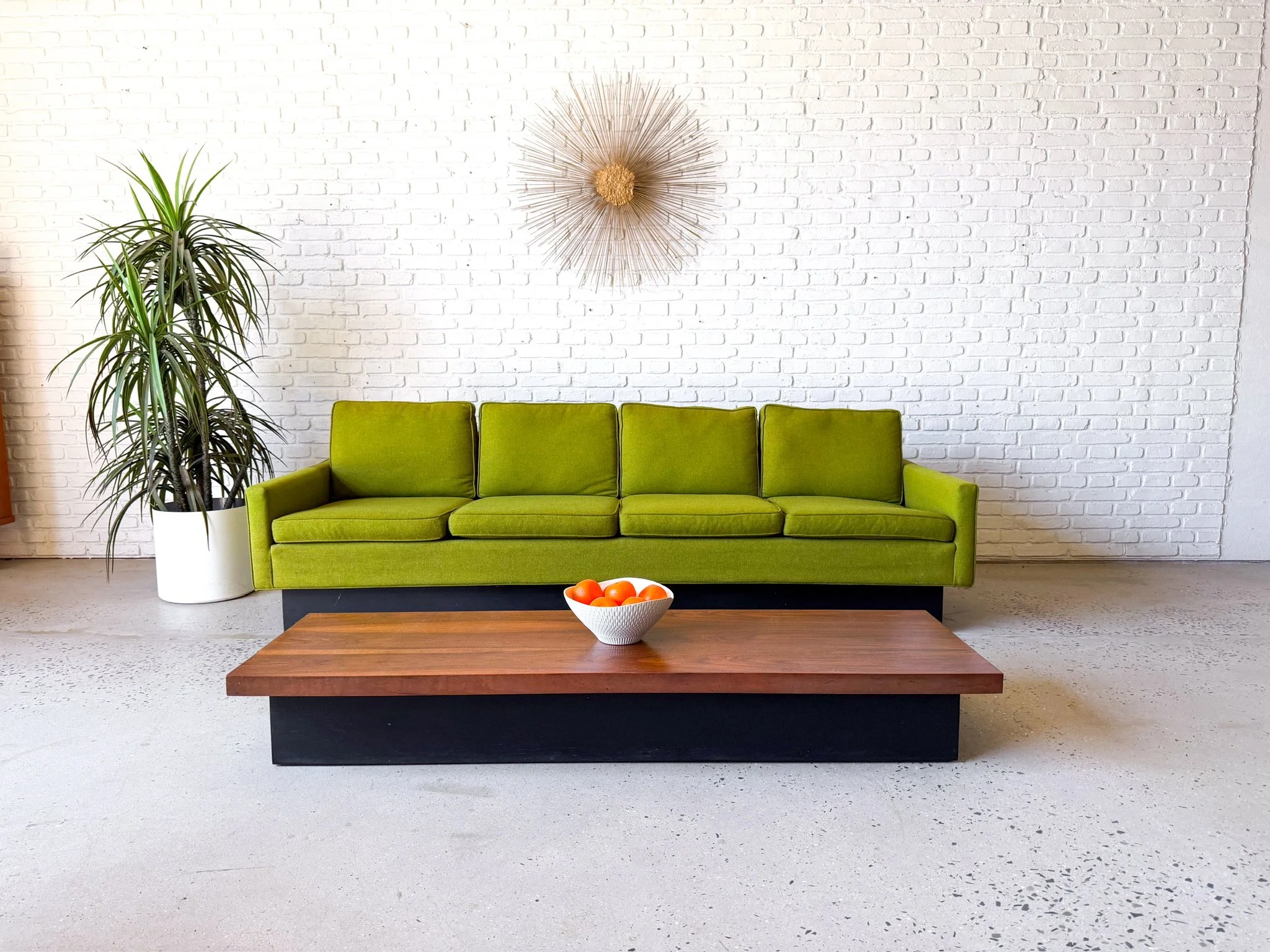 Store — Flux Modern
